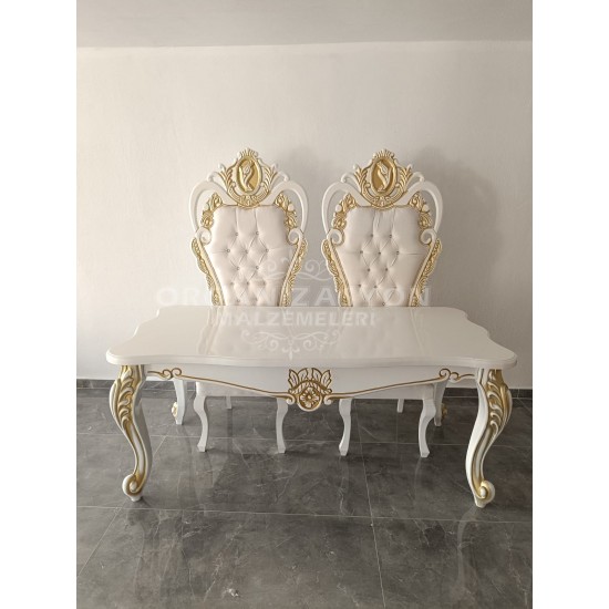 Ahşap Gelin Damat Masası